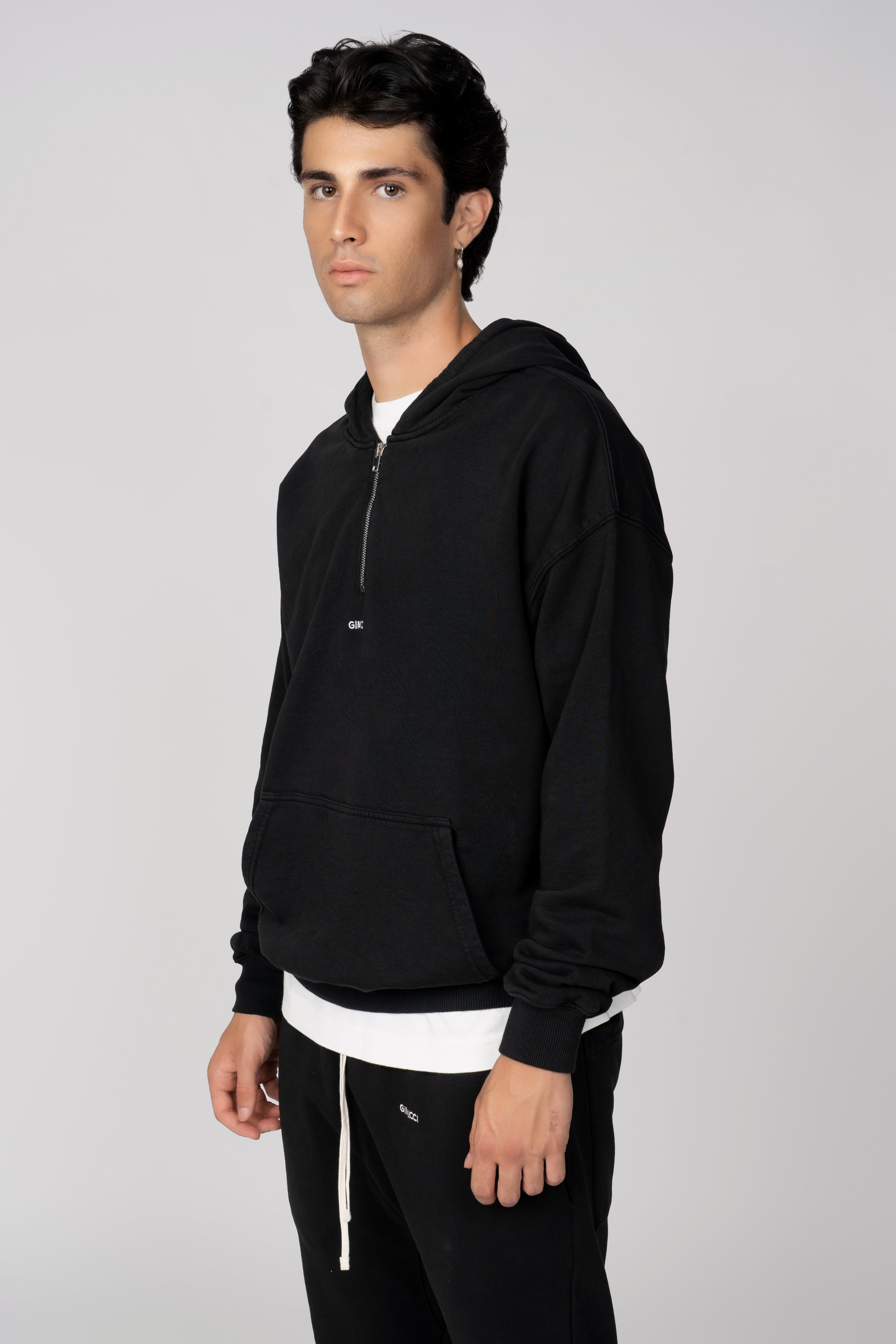 Hooded Quarter Zip Sweatshirt in Nero