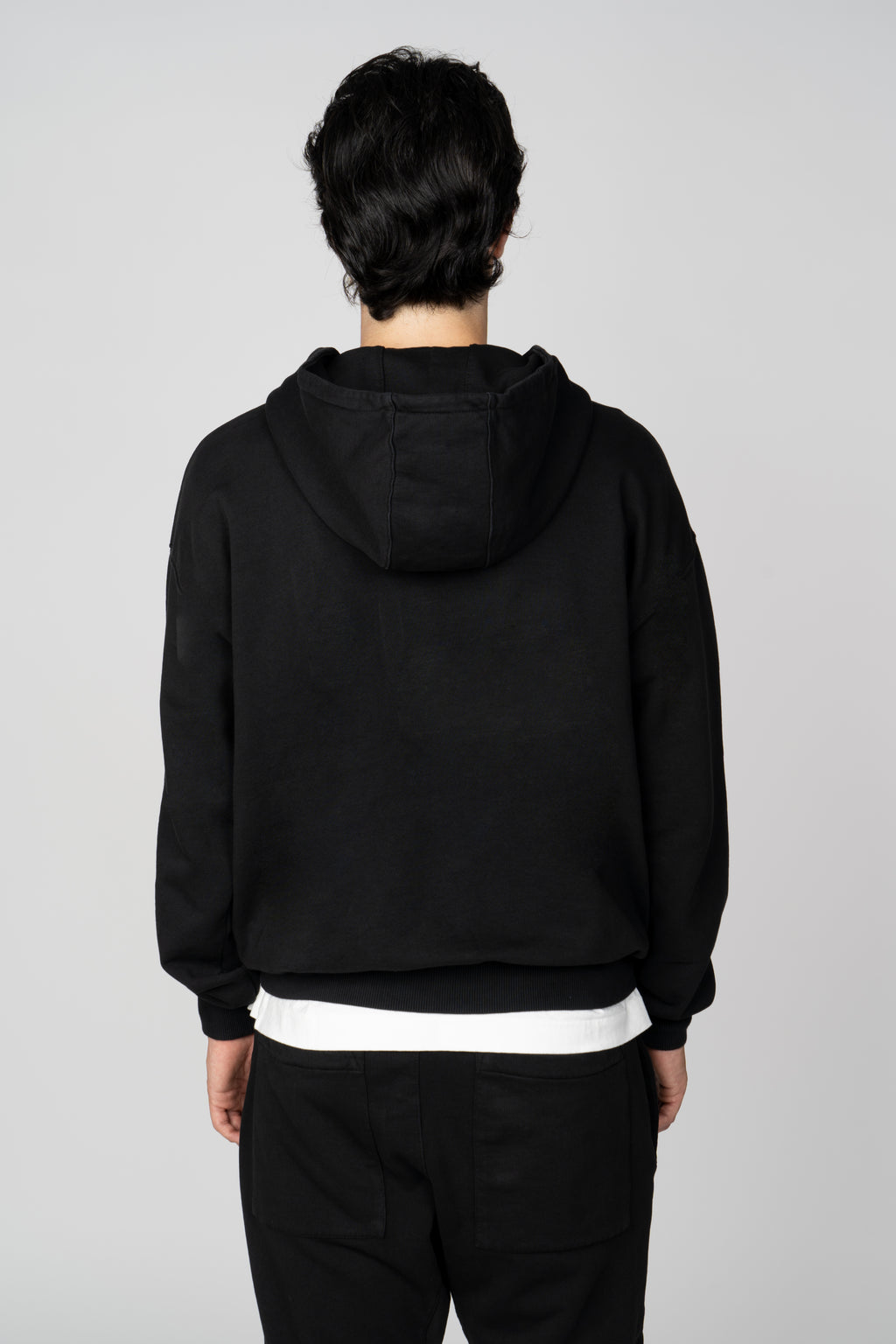 Hooded Quarter Zip Sweatshirt in Nero
