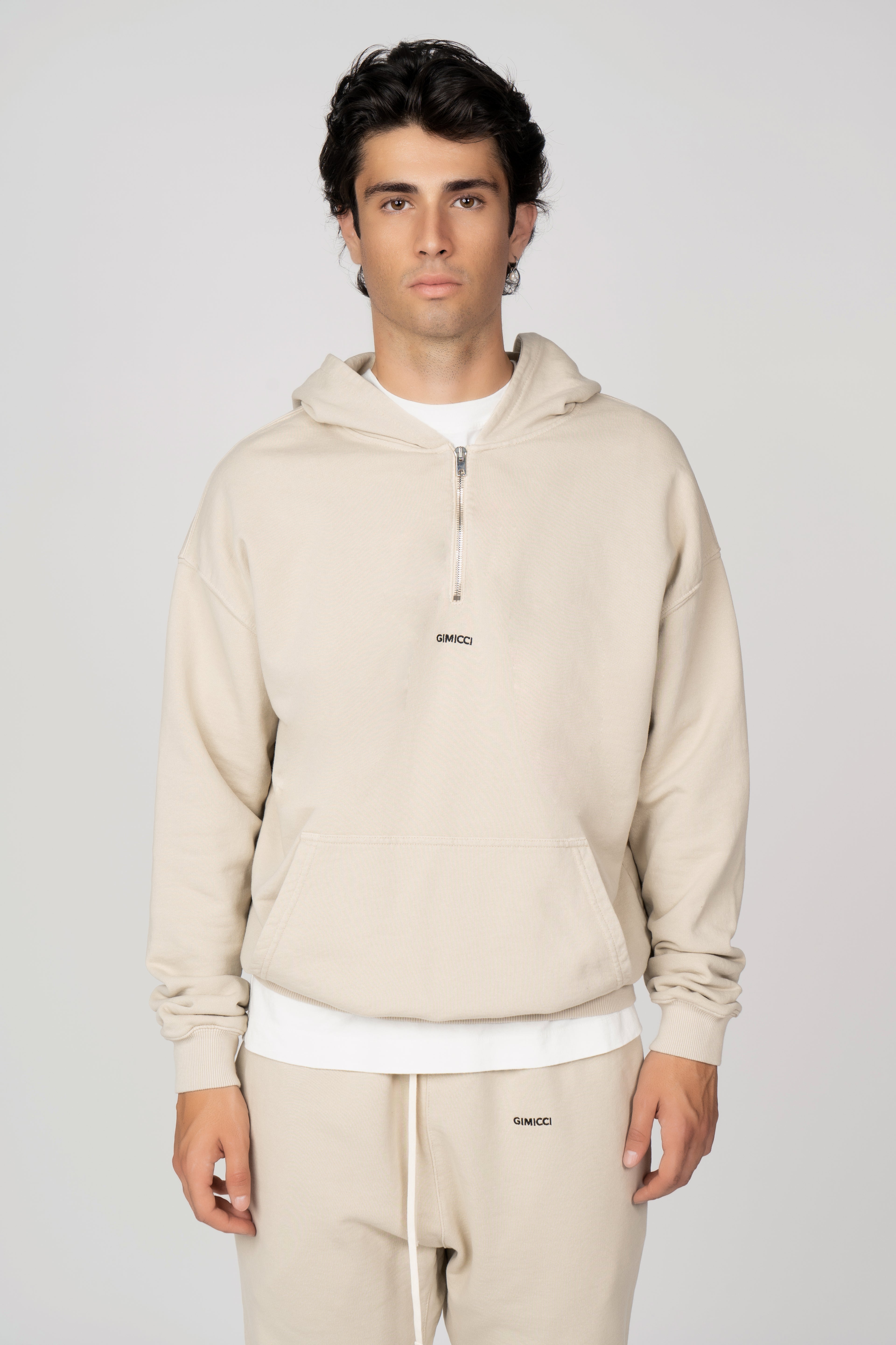 Hooded Quarter Zip Sweatshirt in Panna