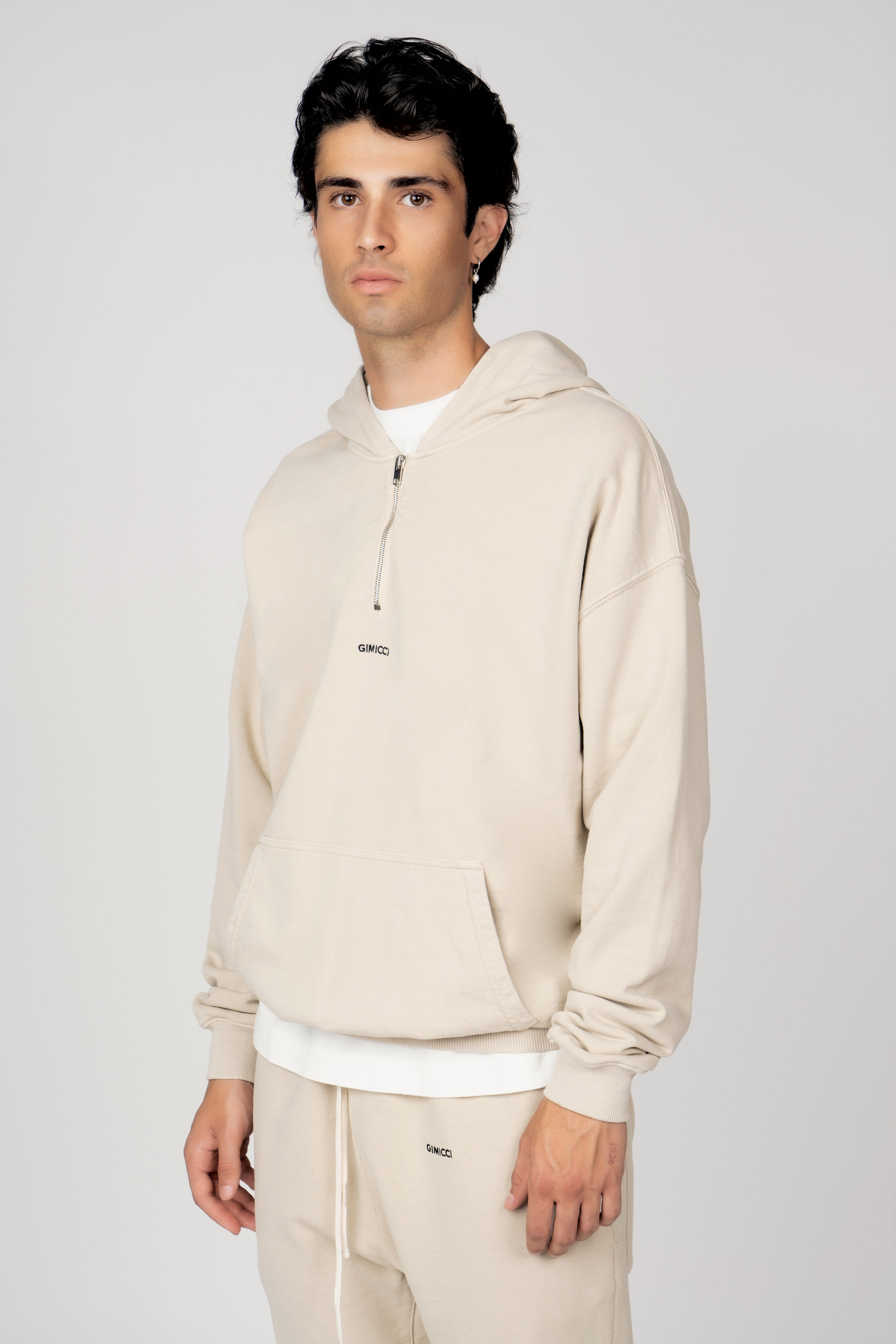 Hooded Quarter Zip Sweatshirt in Panna