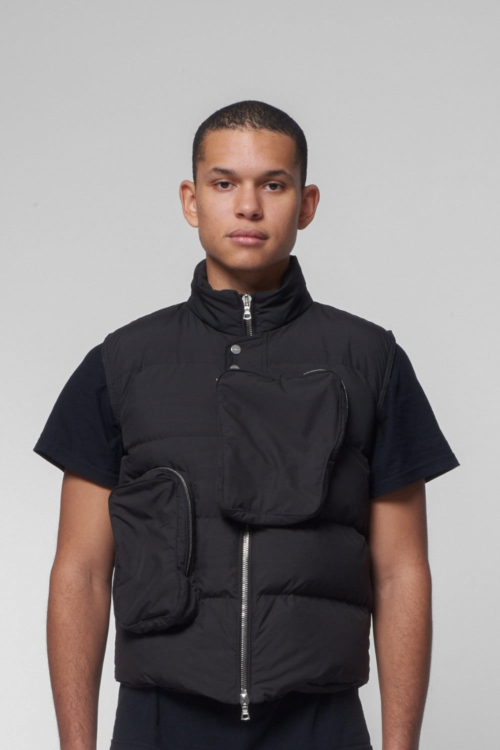 Technical Multi Pocket Gillet in Nero